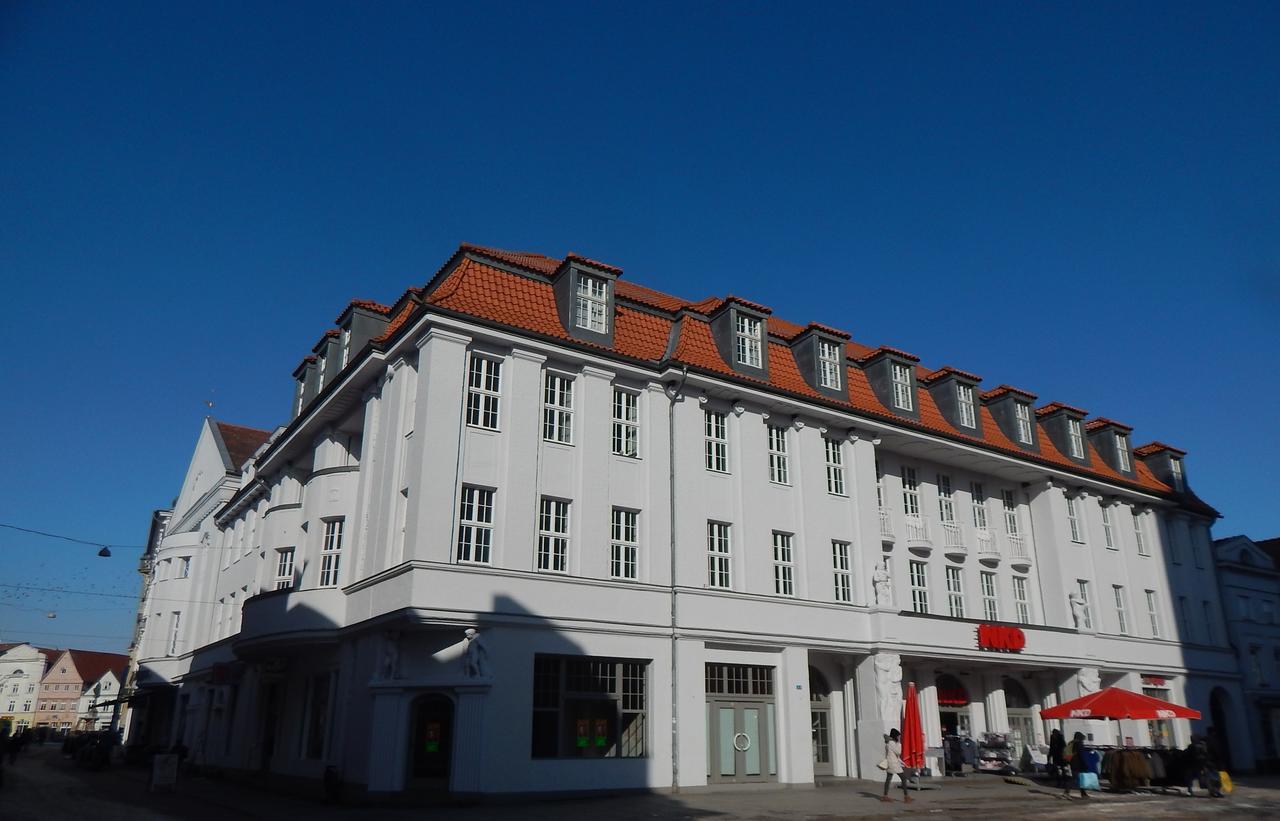 Sweet Dream Hostel & Pension - Self Check-In Guestrow Exterior photo