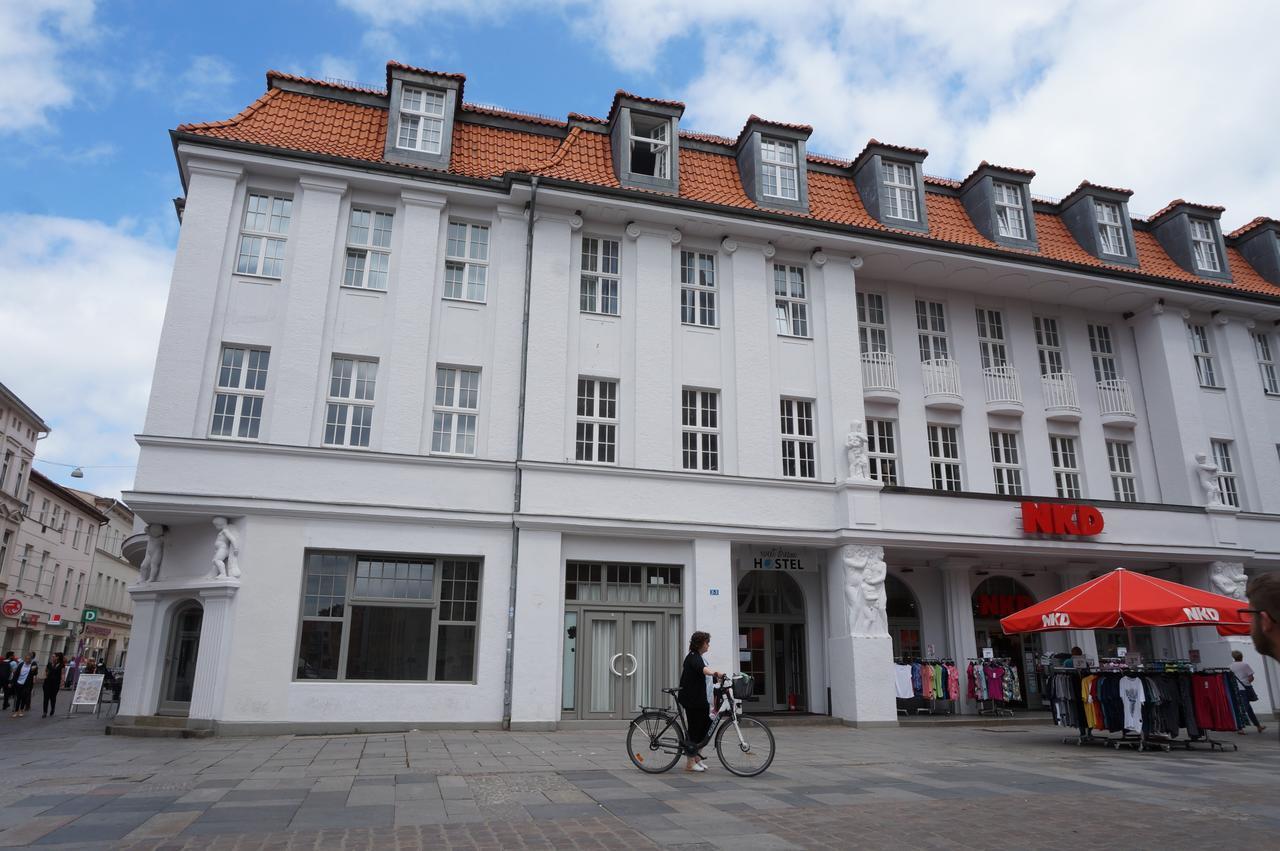 Sweet Dream Hostel & Pension - Self Check-In Guestrow Exterior photo